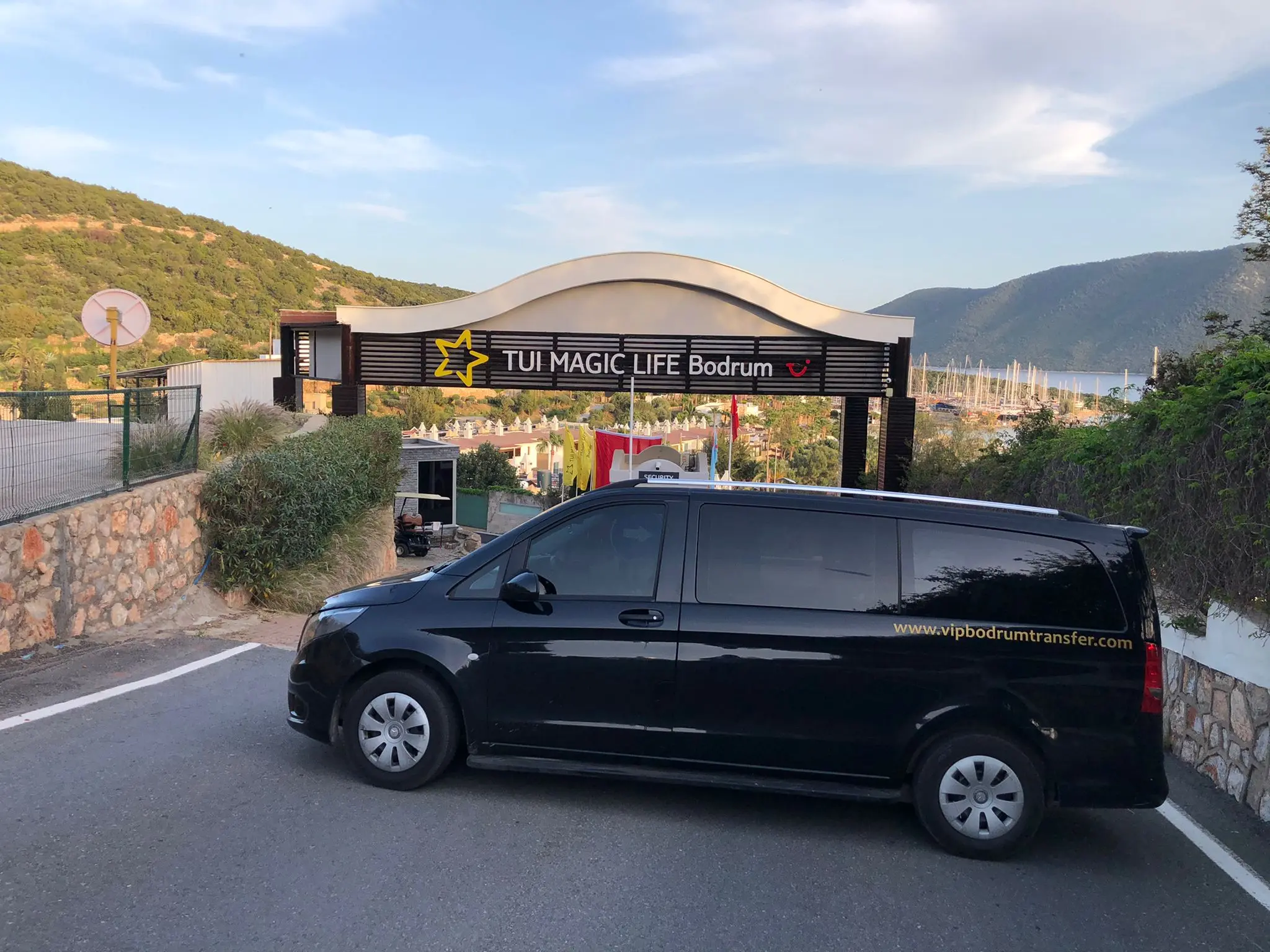 Yalıçiftlik Havalimanı Transfer